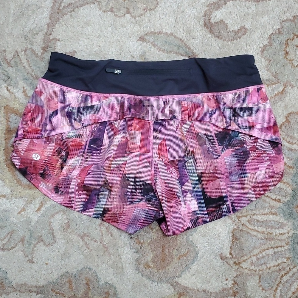 Lululemon speed up 2.5" shorts - Picture 5 of 8